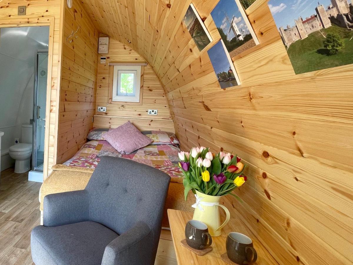 Waterpump Pod For 2 Adults With Ensuite In The Suffolk Countryside Badingham Eksteriør billede