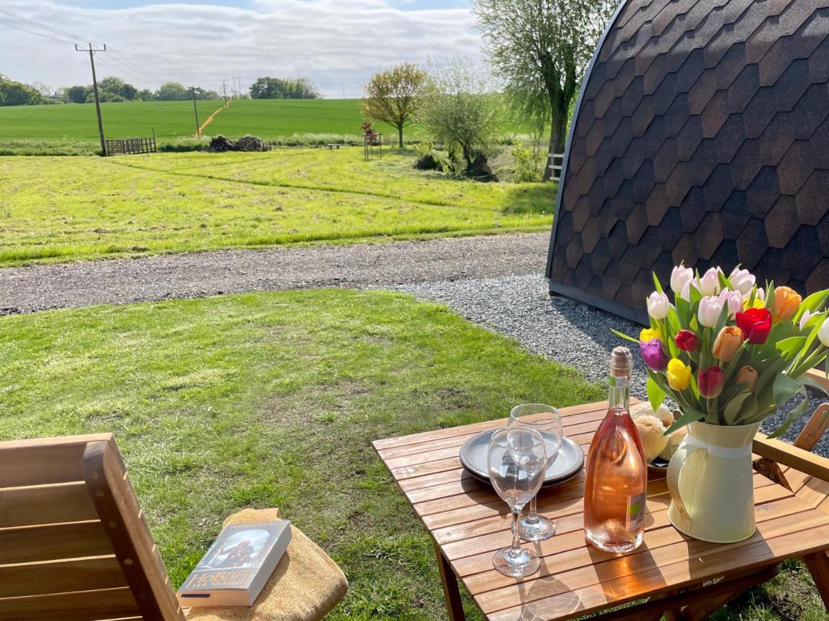 Waterpump Pod For 2 Adults With Ensuite In The Suffolk Countryside Badingham Eksteriør billede